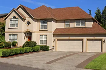 Expert Garage Doors Repairs Jamaica, NY 347-586-5177